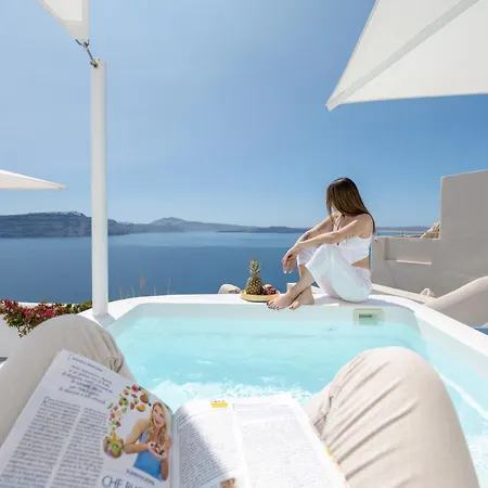 Aristos Life Luxury Cave Oia (Santorini)